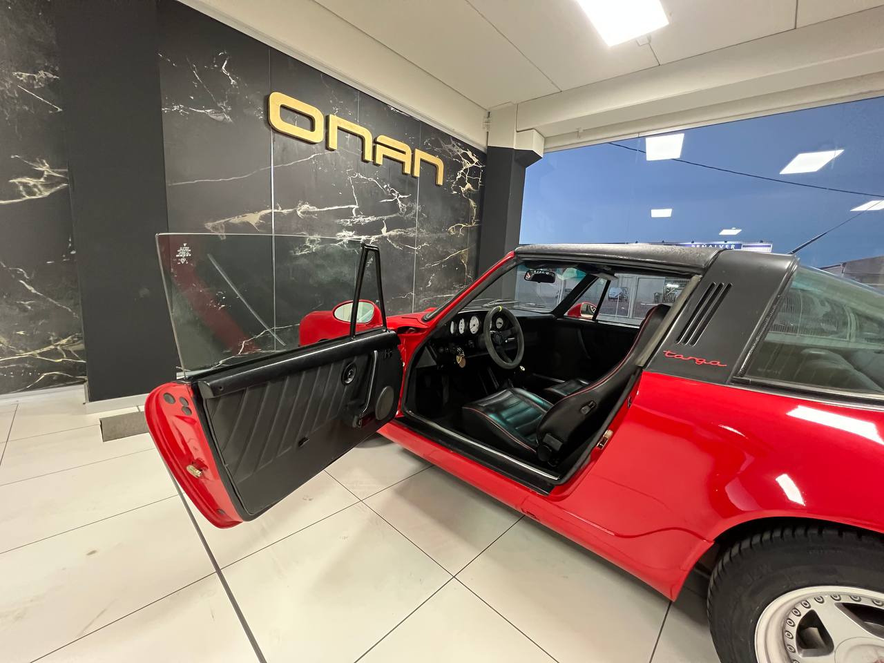 Porsche 911 SC Targa, 3.0