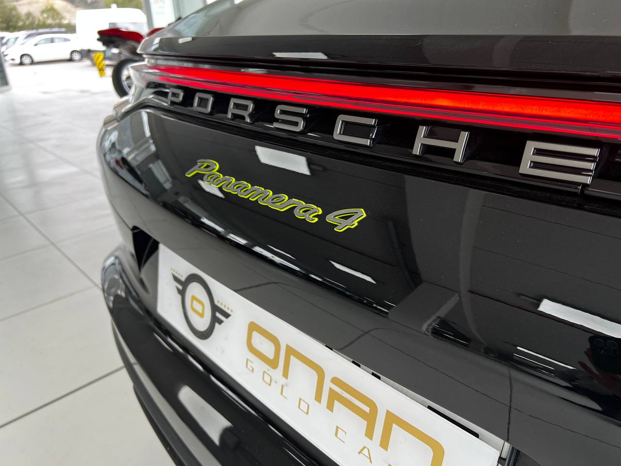 Porsche Panamera 4 E-Hibryd 2.9