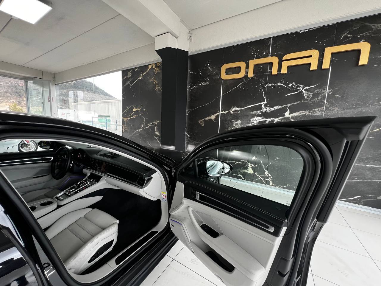 Porsche Panamera 4 E-Hibryd 2.9