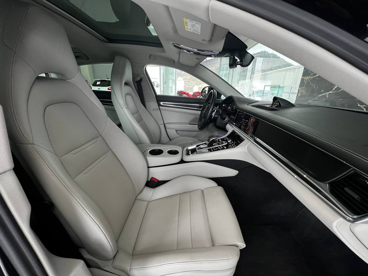 Porsche Panamera 4 E-Hibryd 2.9