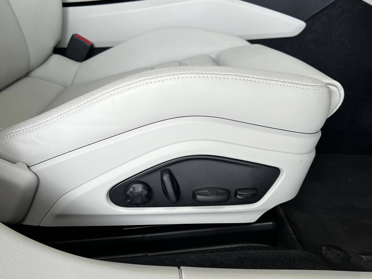 Porsche Panamera 4 E-Hibryd 2.9