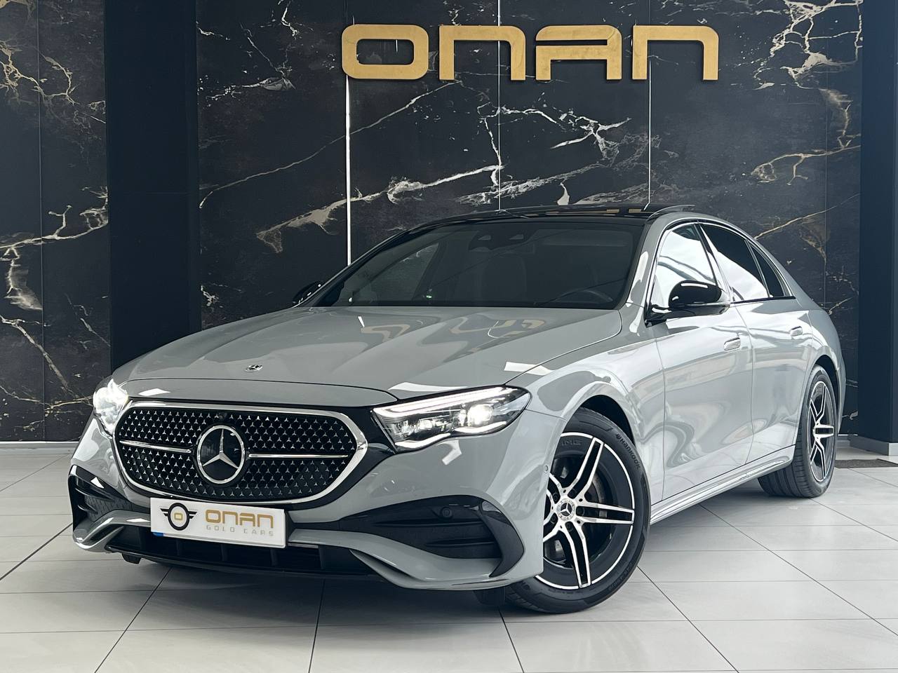 MERCEDES E 220