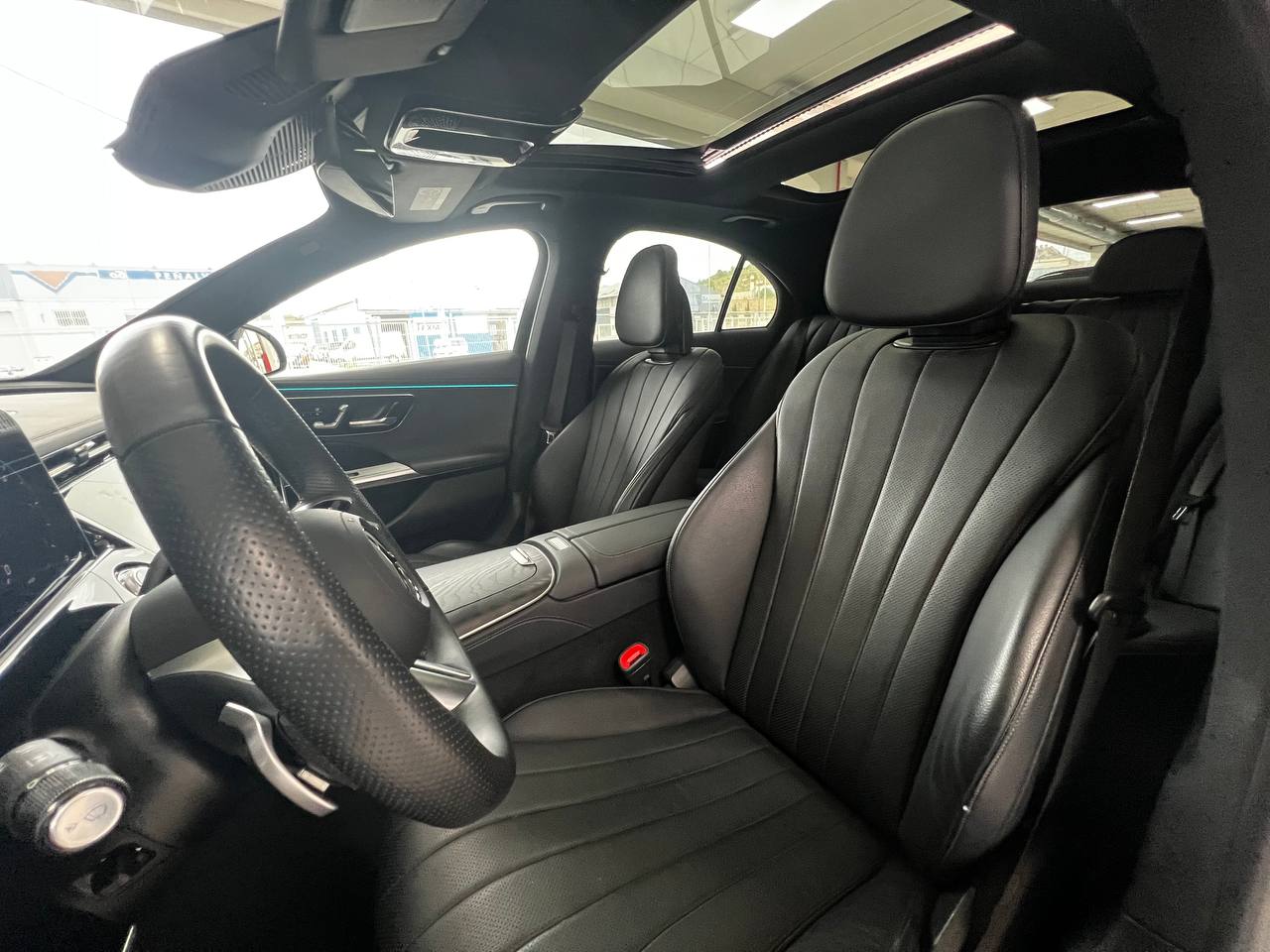 MERCEDES E 220