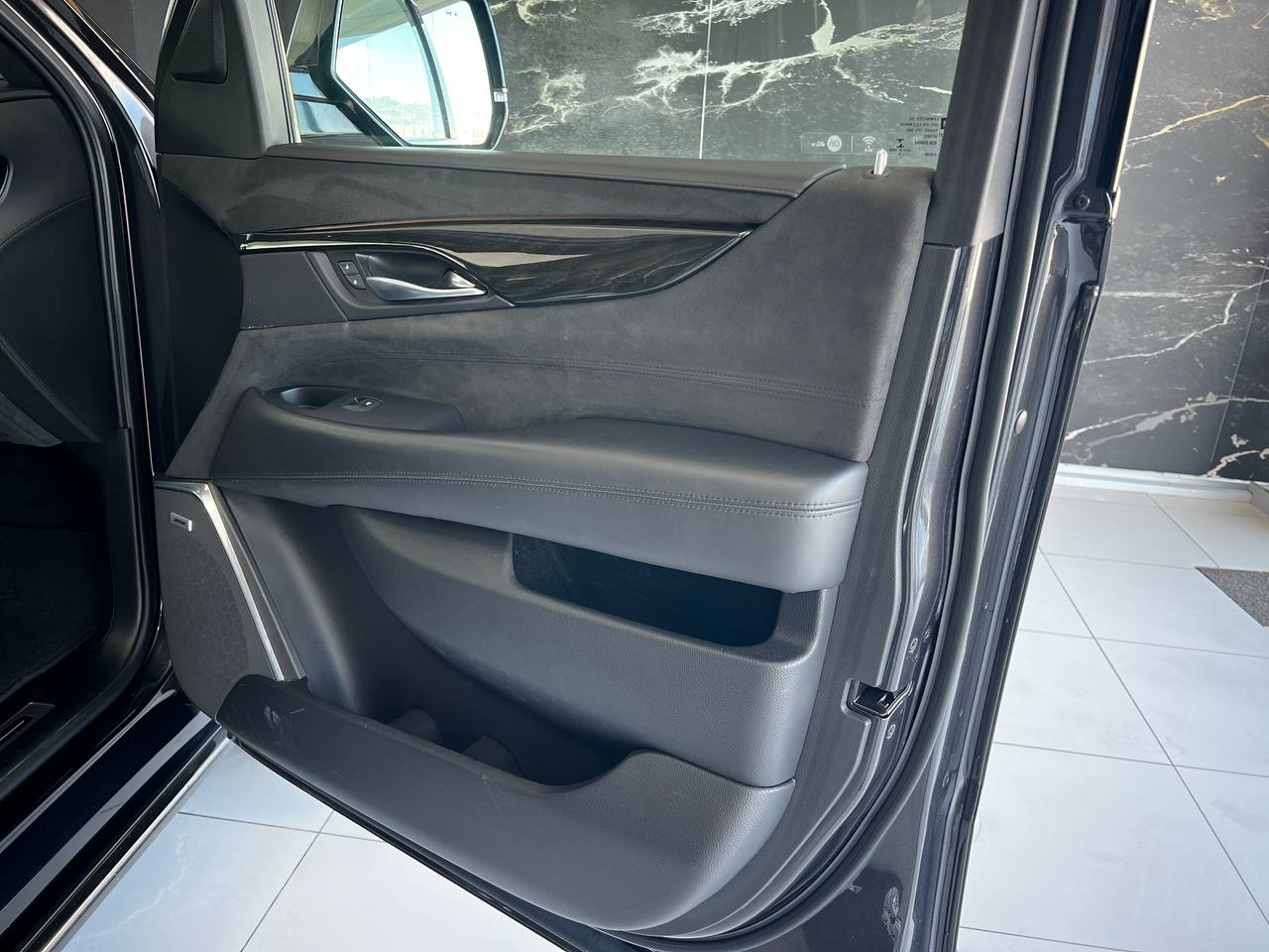 CADILLAC ESCALADE 6.2