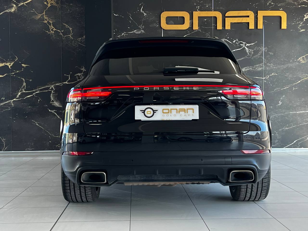 PORSCHE CAYENNE E-HYBRID 3.0