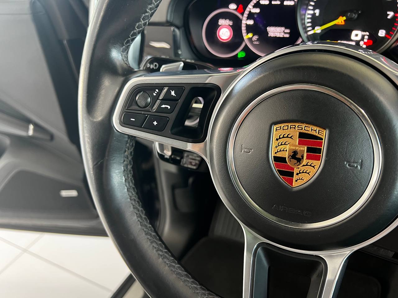 PORSCHE CAYENNE E-HYBRID 3.0