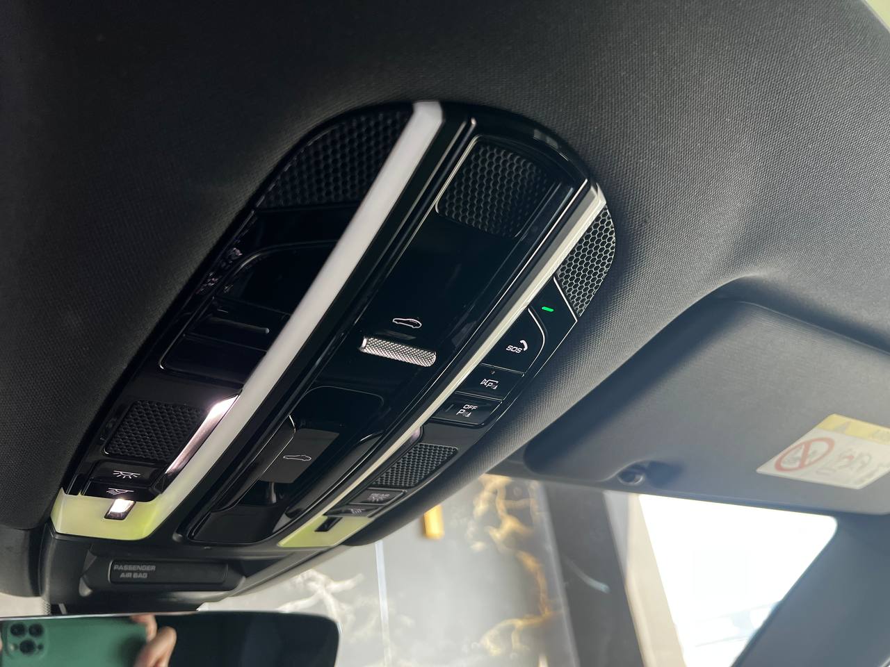 PORSCHE CAYENNE E-HYBRID 3.0