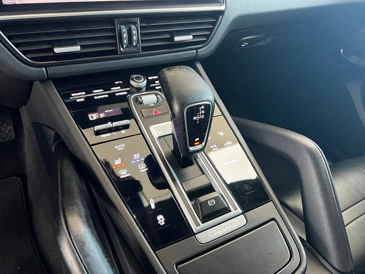 PORSCHE CAYENNE E-HYBRID 3.0
