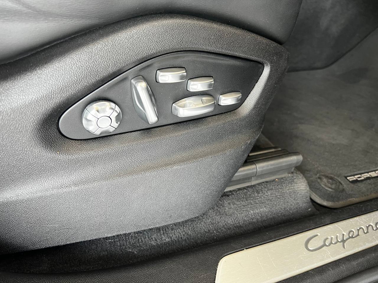 PORSCHE CAYENNE E-HYBRID 3.0