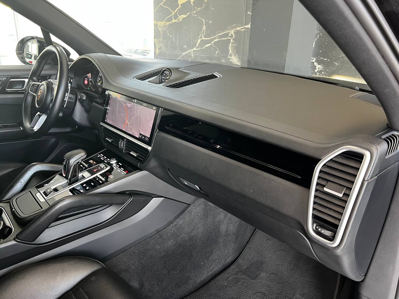 PORSCHE CAYENNE E-HYBRID 3.0