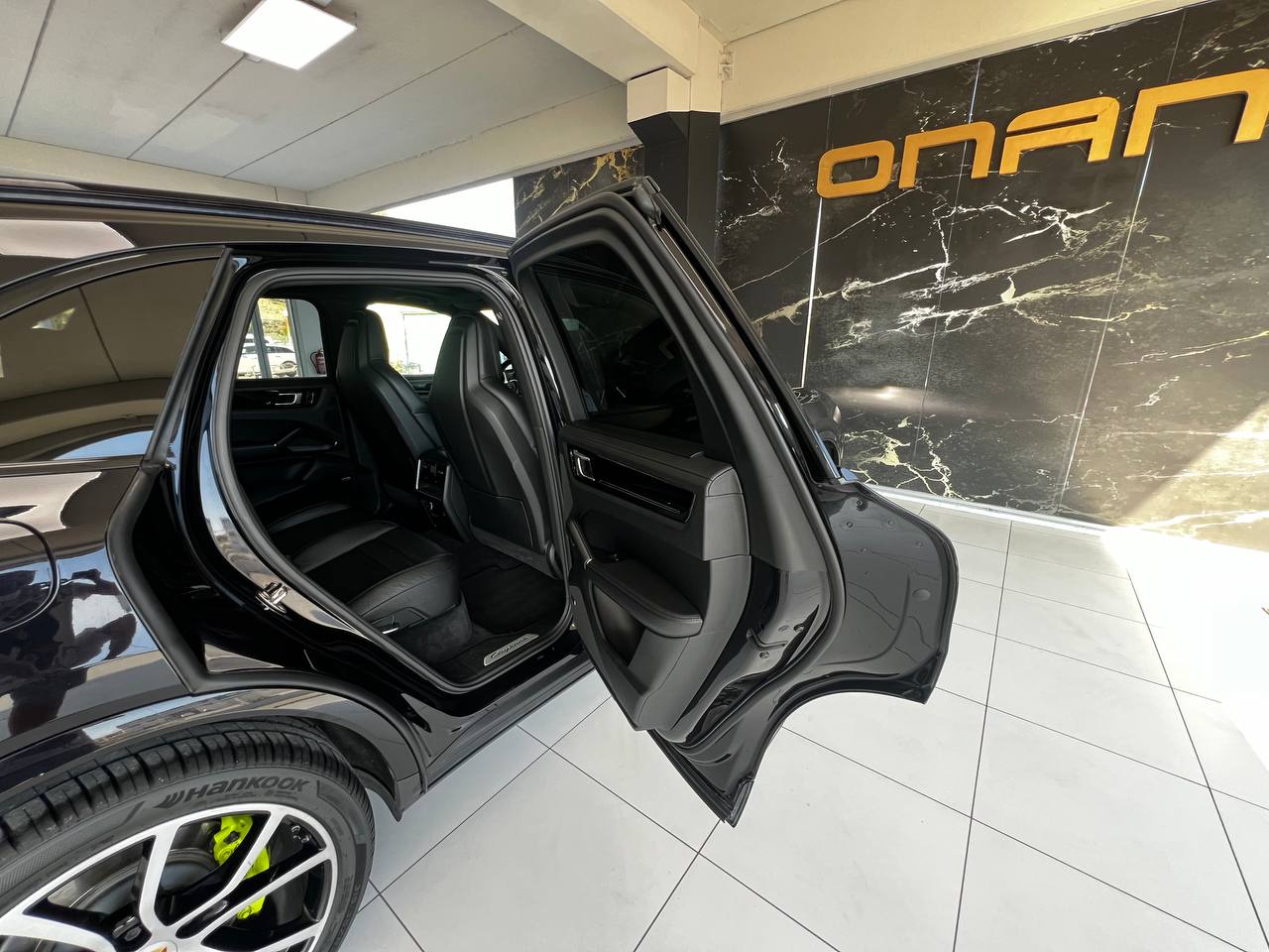 PORSCHE CAYENNE E-HYBRID 3.0