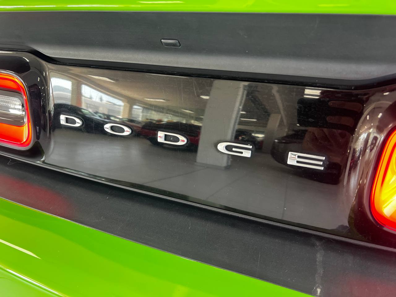 DODGE CHALLENGER