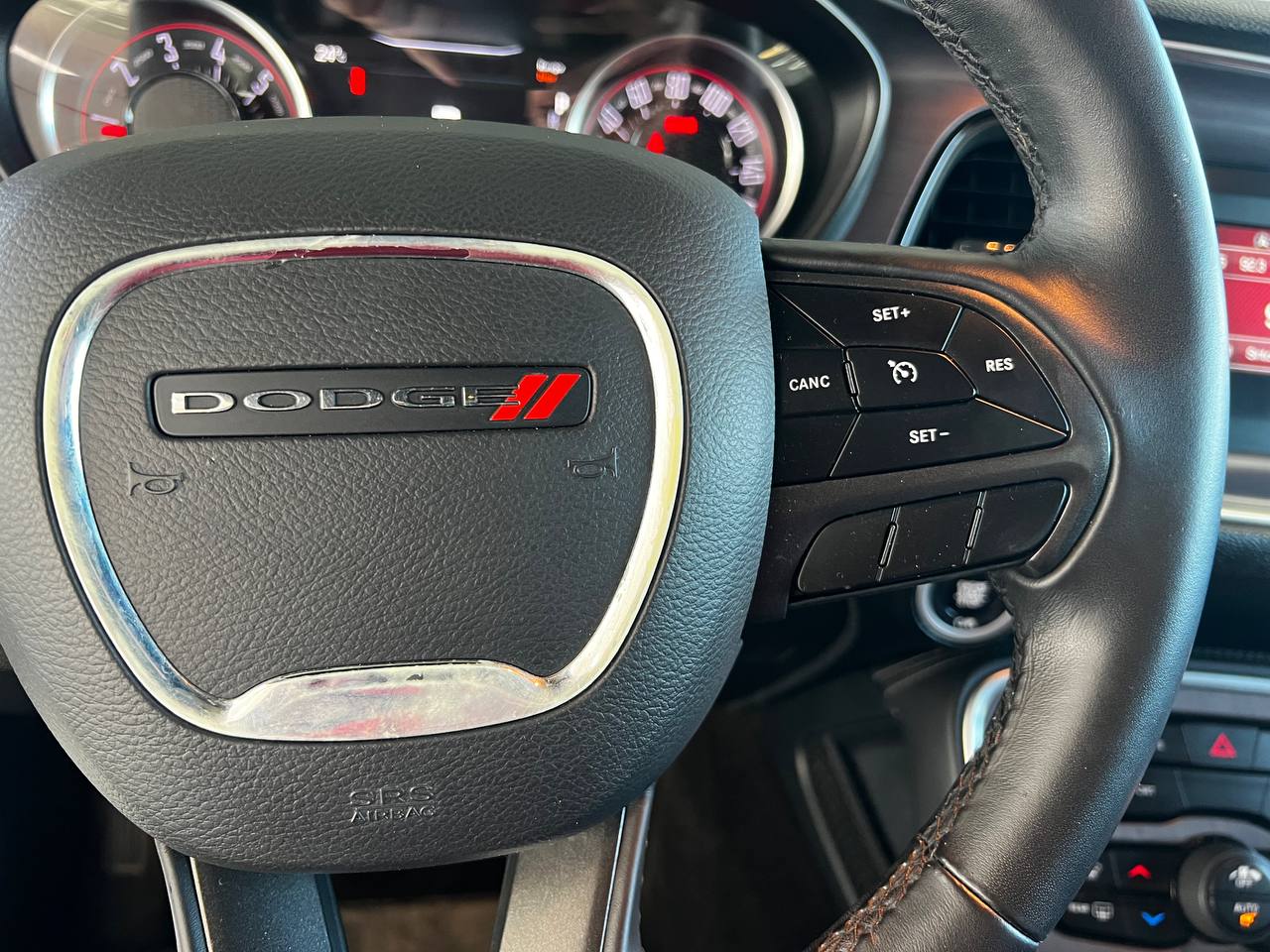 DODGE CHALLENGER