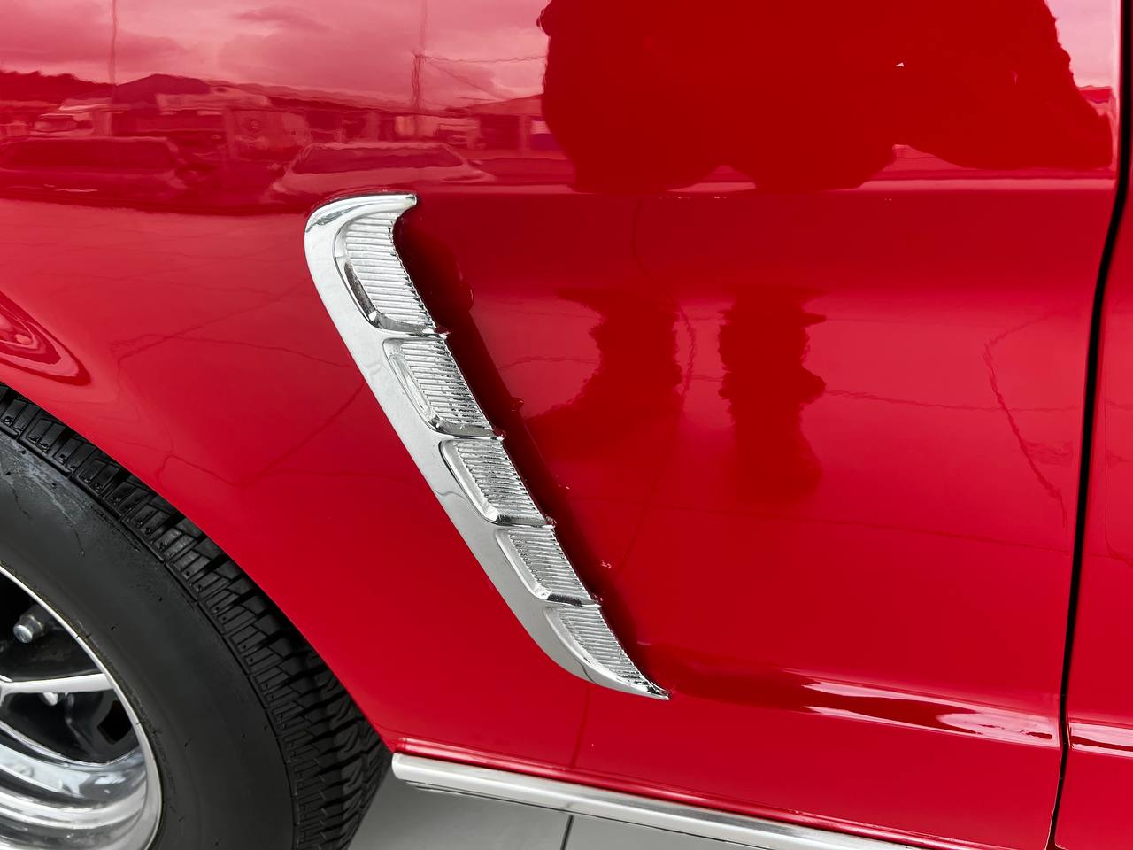 FORD MUSTANG COUPE
