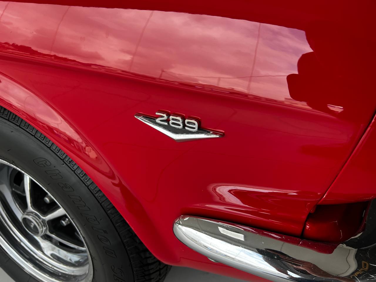 FORD MUSTANG COUPE