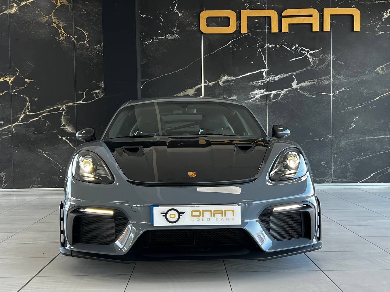 Porsche 718 Cayman GT4RS