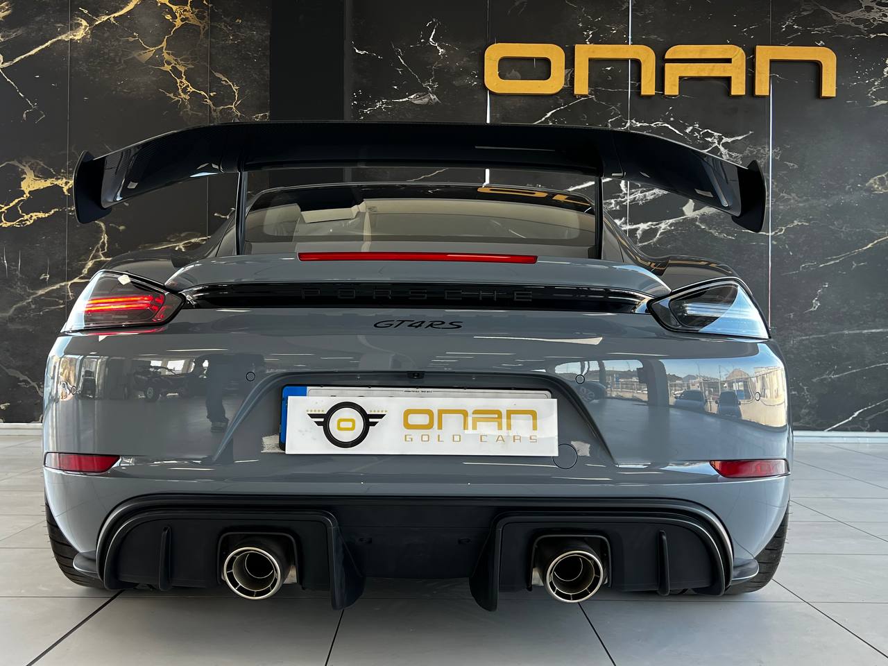 Porsche 718 Cayman GT4RS