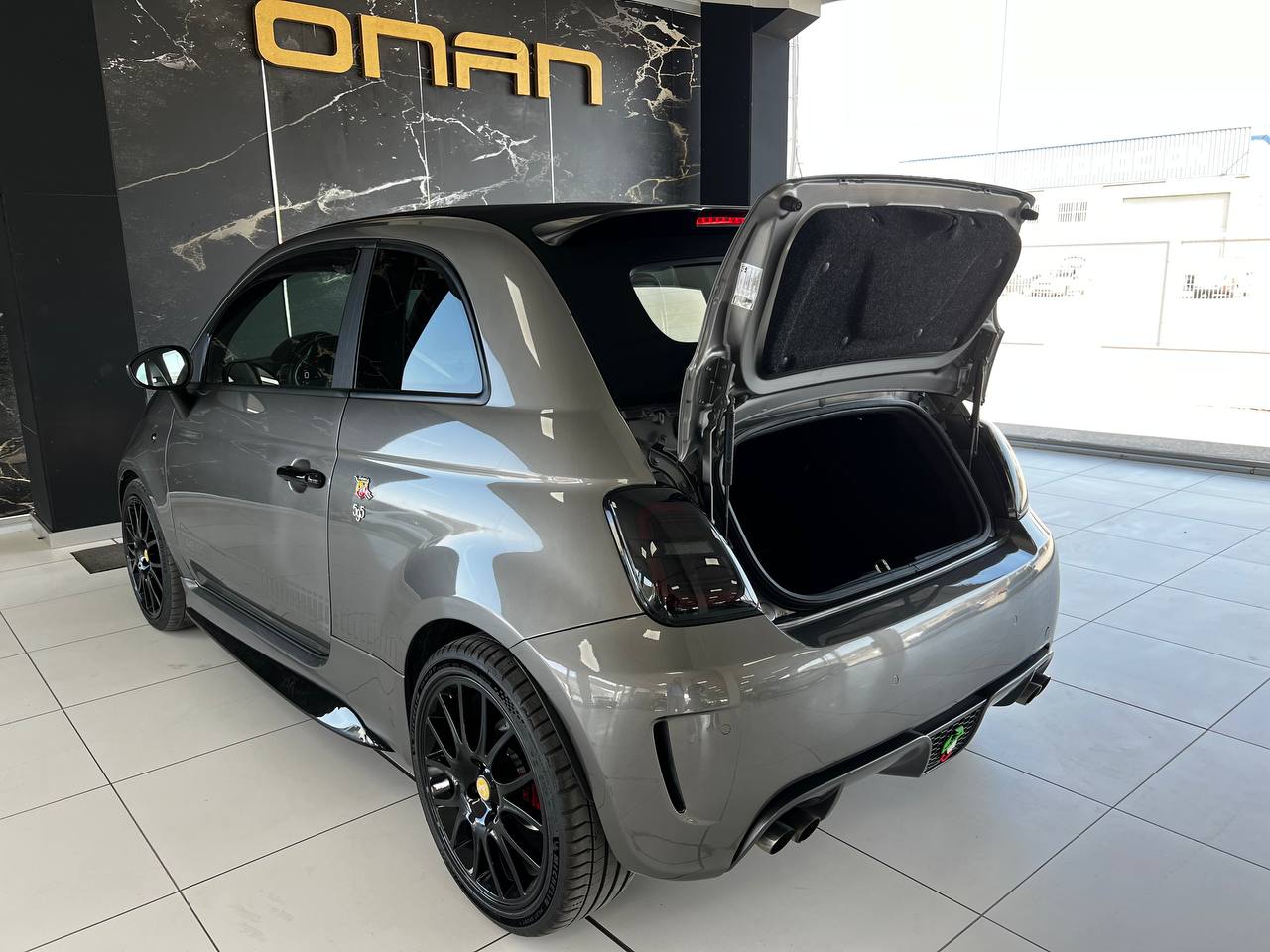 Abarth 500C, 1.4