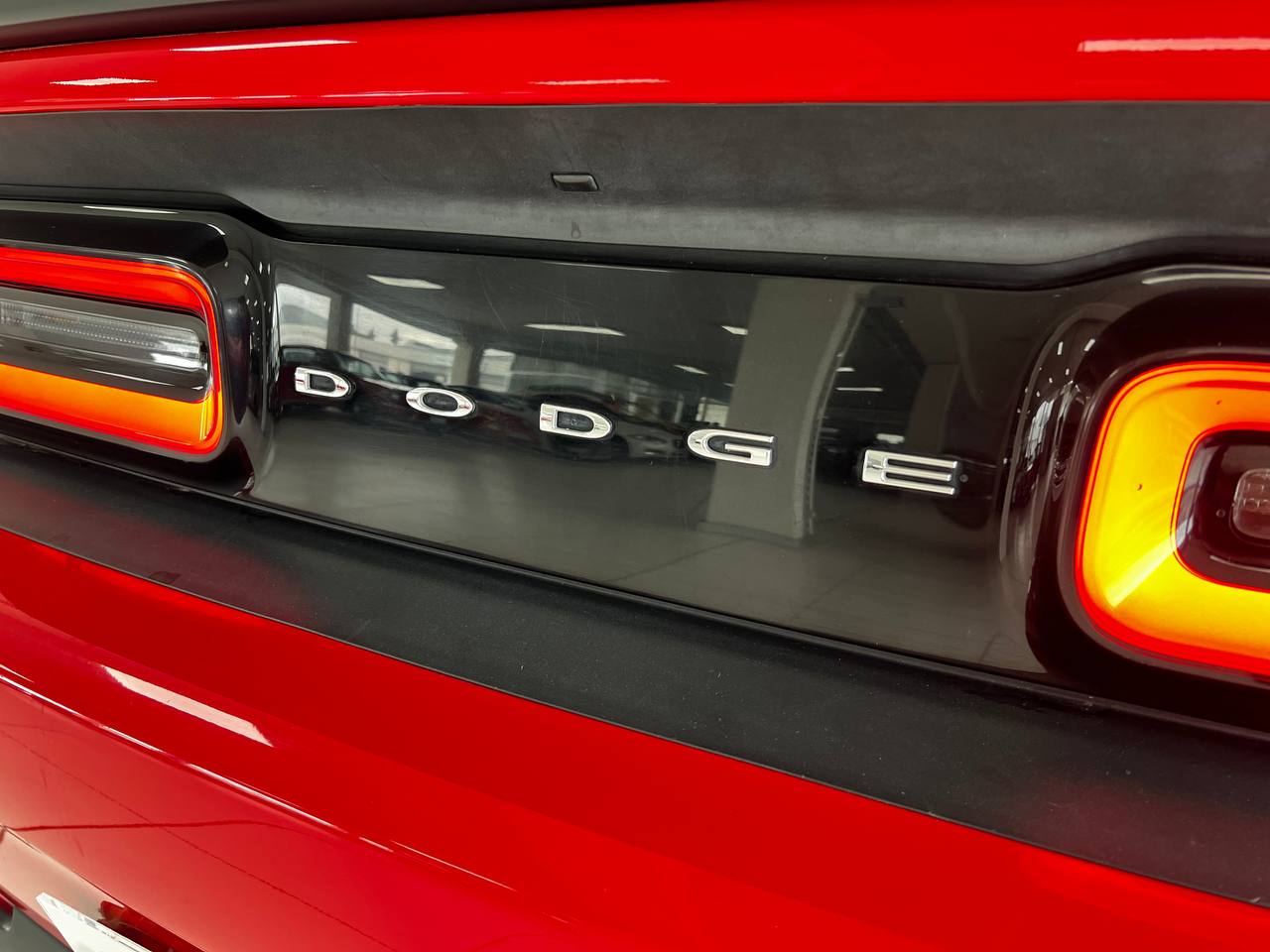 DODGE CHALLENGER SRT