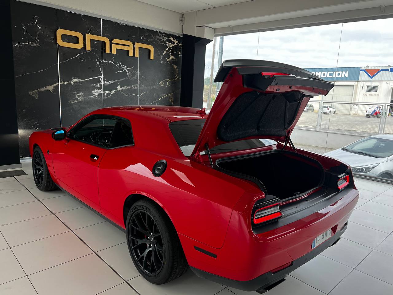 DODGE CHALLENGER SRT