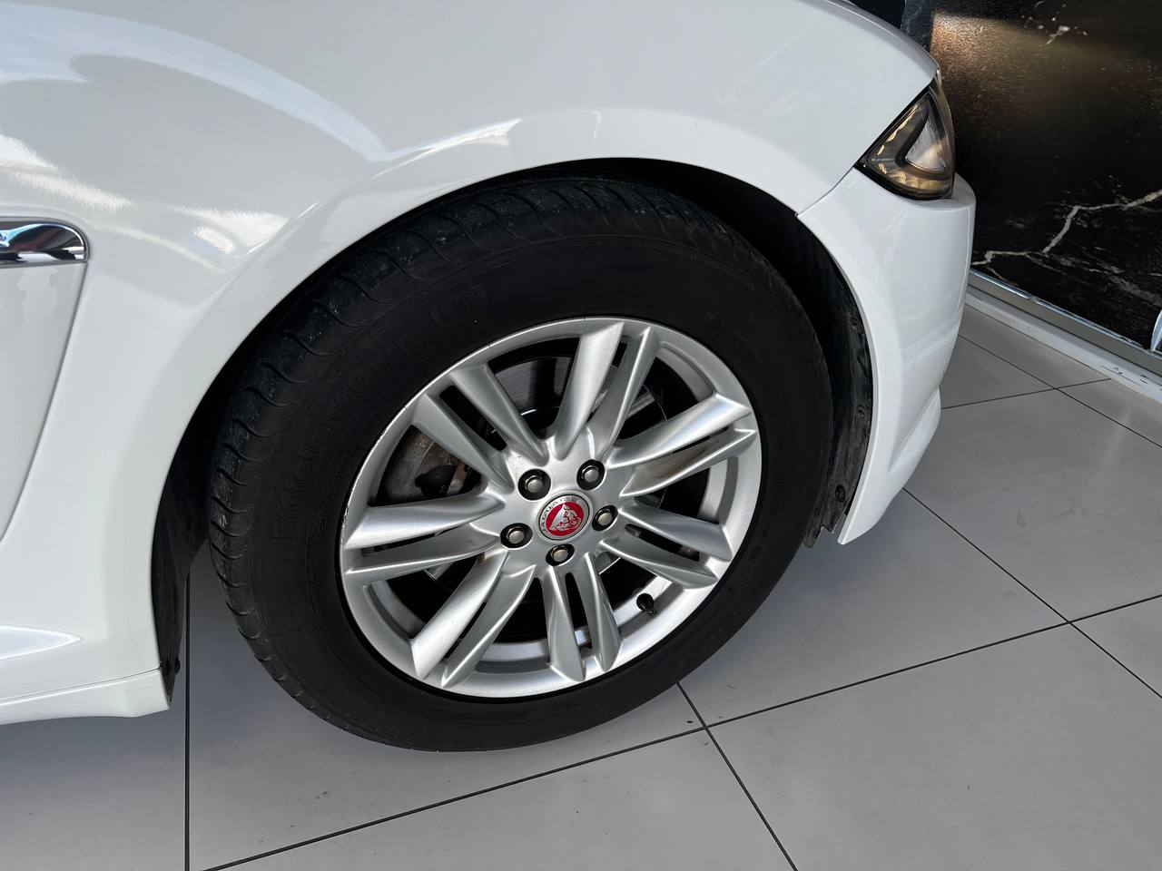 Jaguar XF 2.2