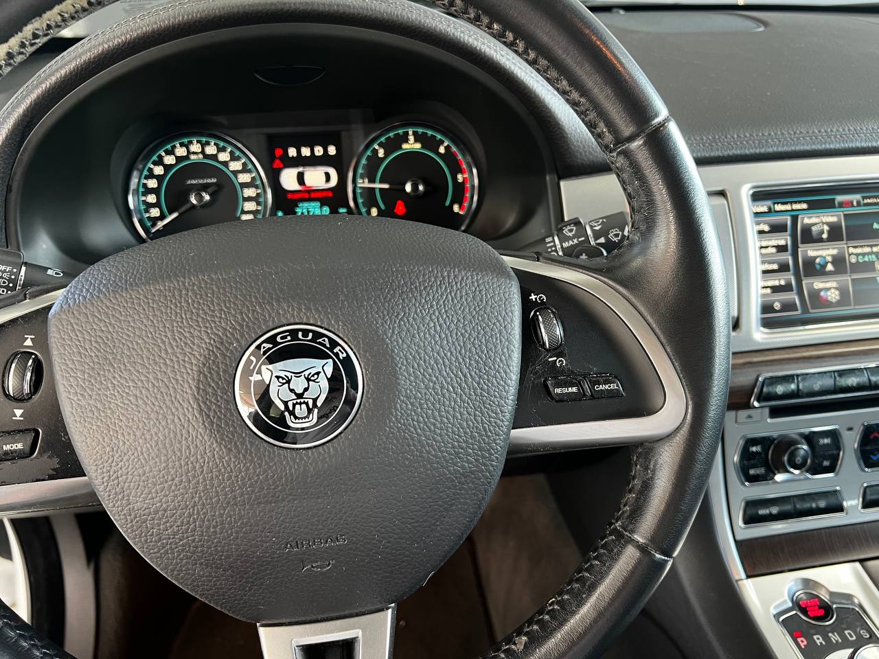 Jaguar XF 2.2