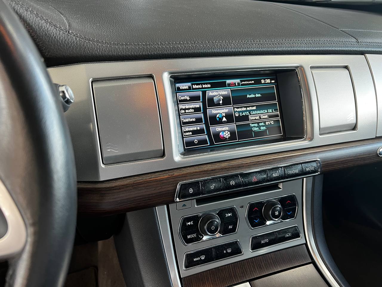 Jaguar XF 2.2