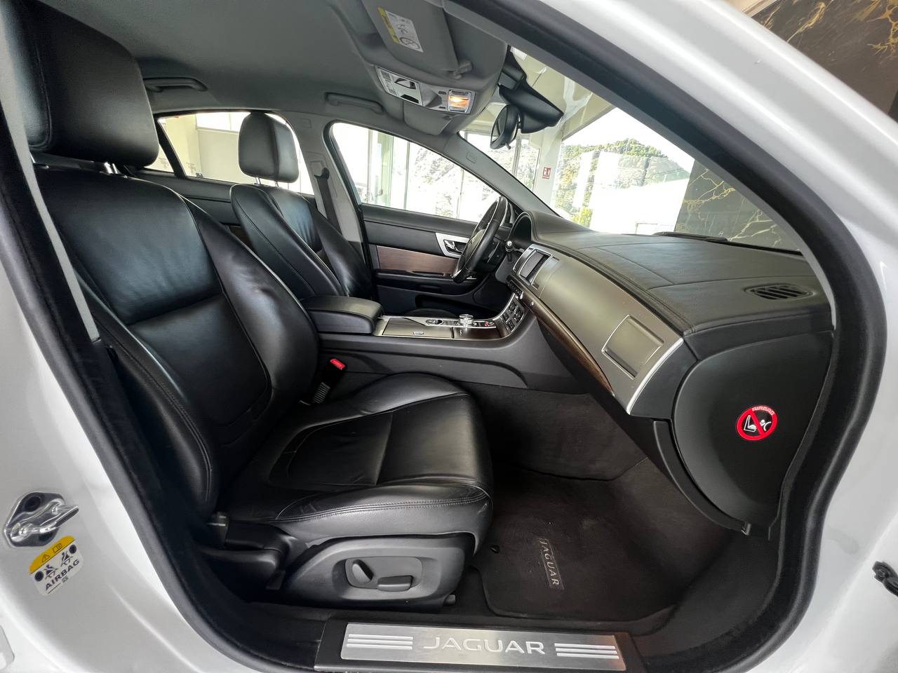 Jaguar XF 2.2