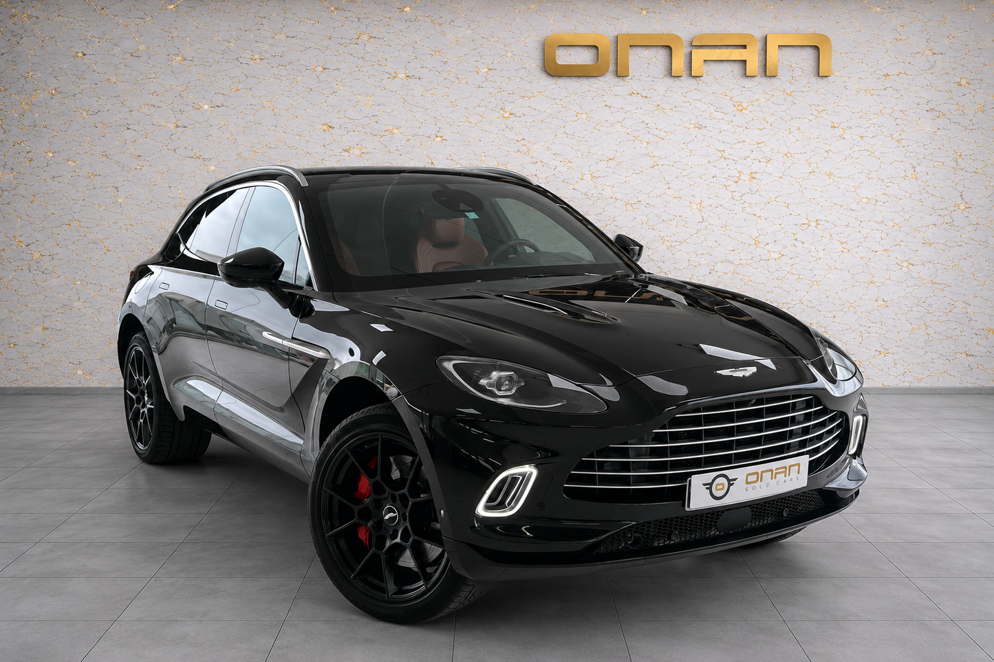 ASTON MARTIN DBX 4.0
