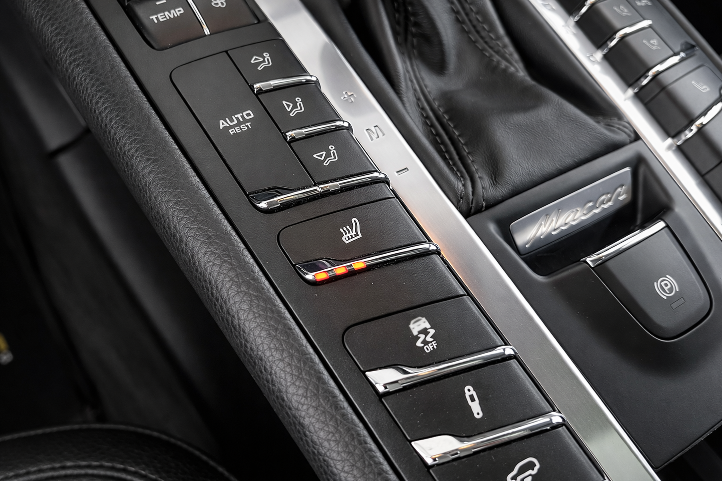 PORSCHE MACAN 2.0
