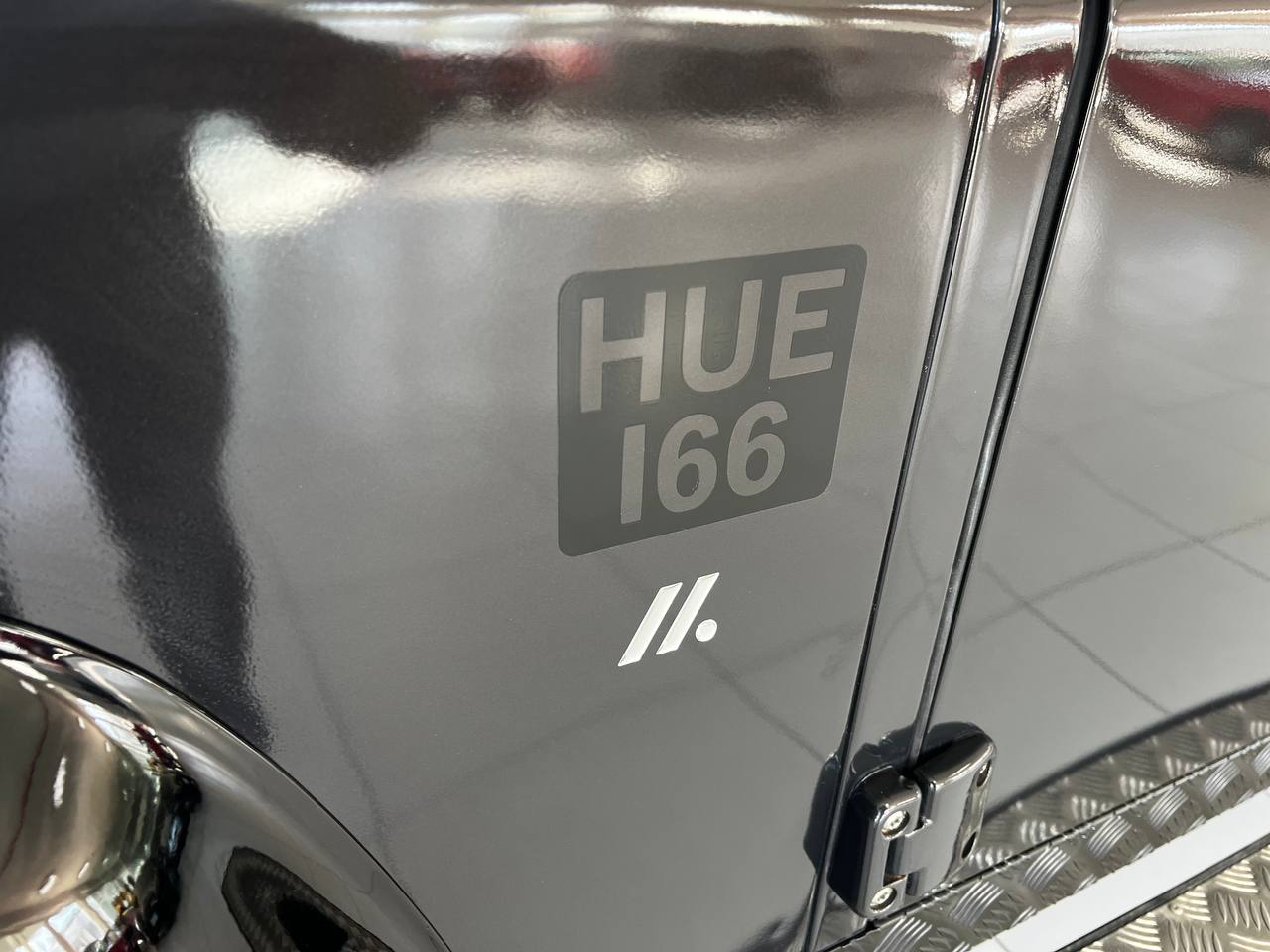 Land Rover Defender 2.2