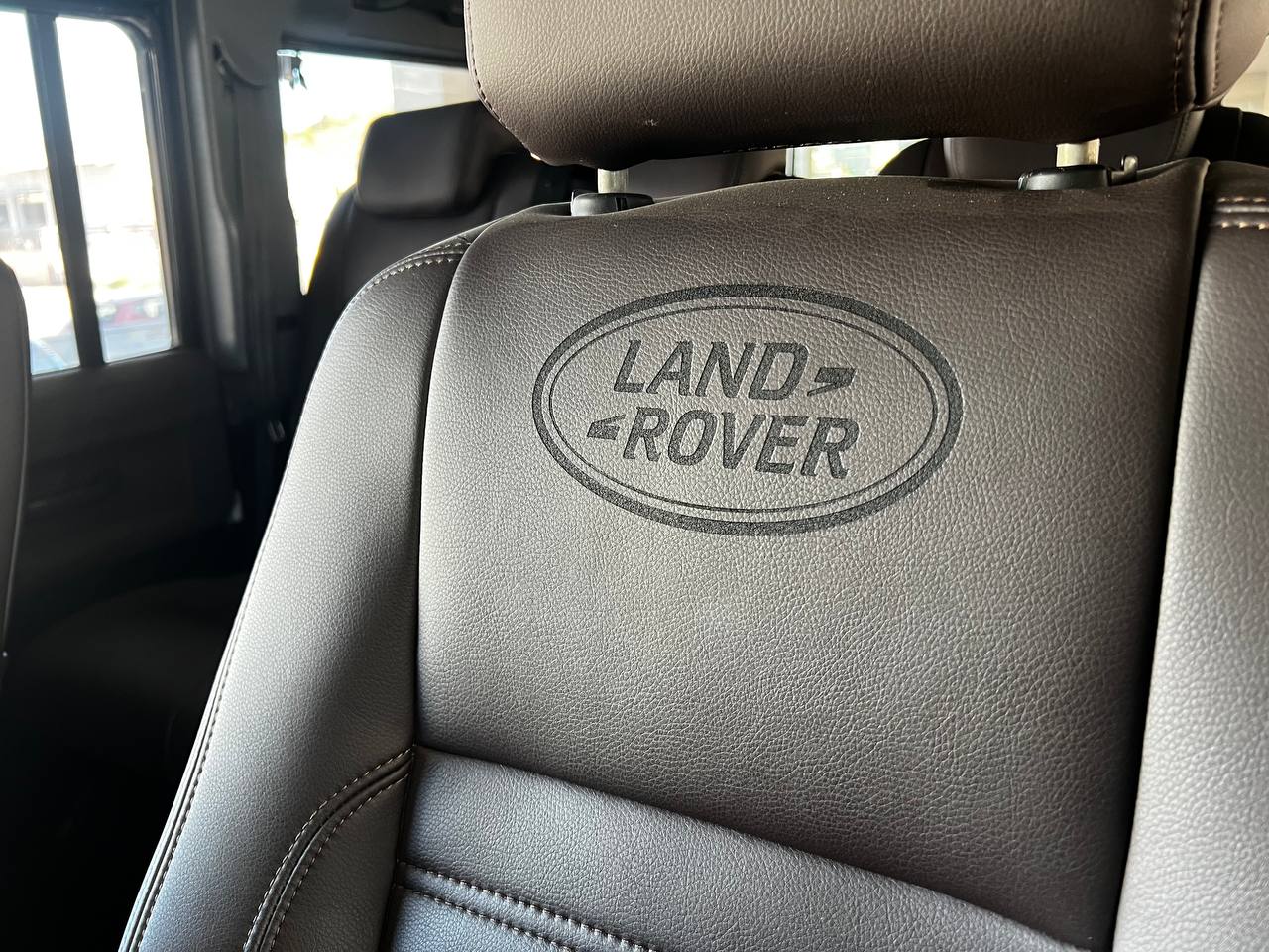 Land Rover Defender 2.2
