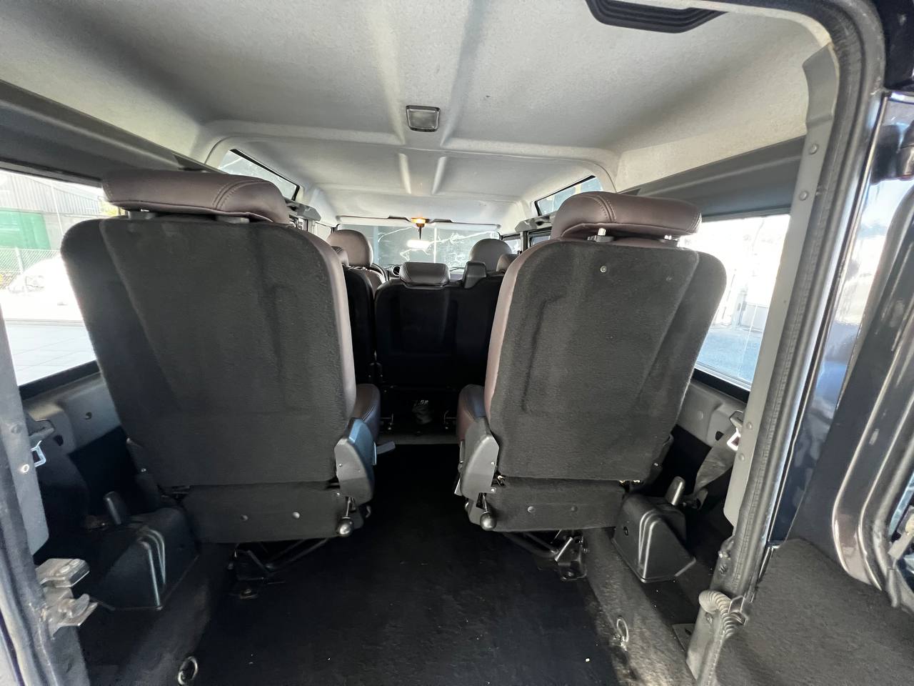 Land Rover Defender 2.2