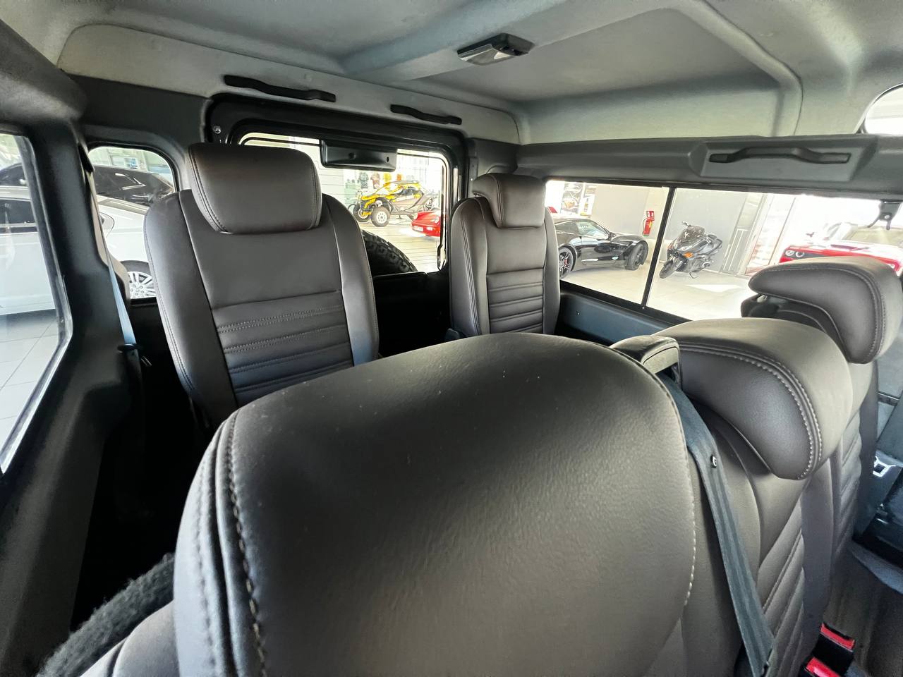 Land Rover Defender 2.2