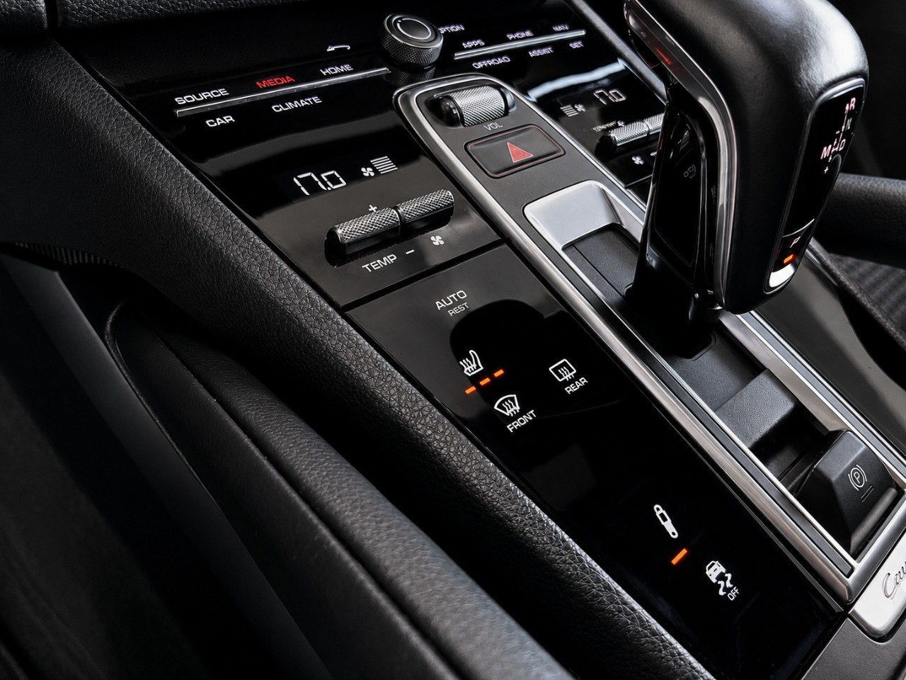 PORSCHE CAYENNE 3.0