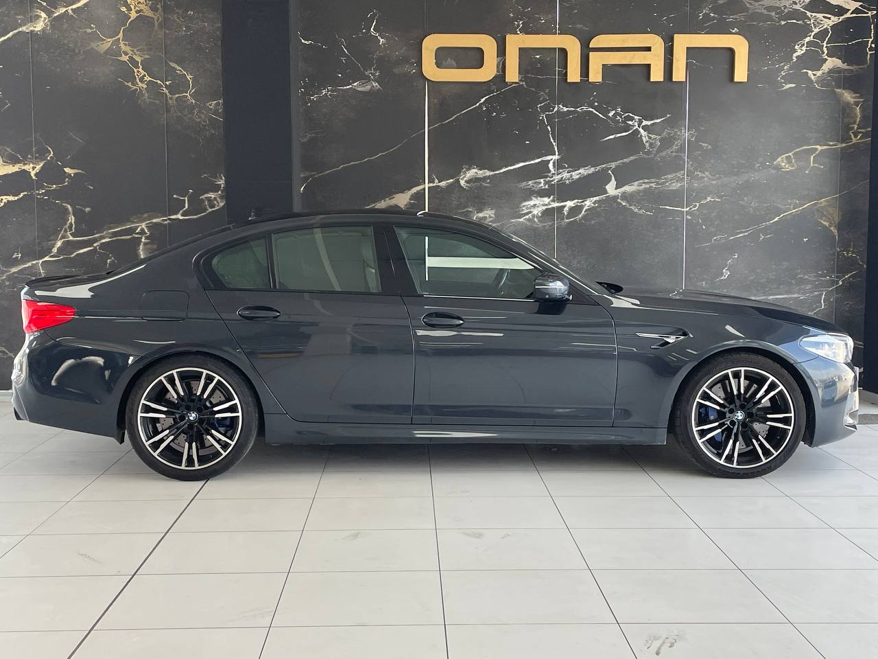 BMW M5, 4.4