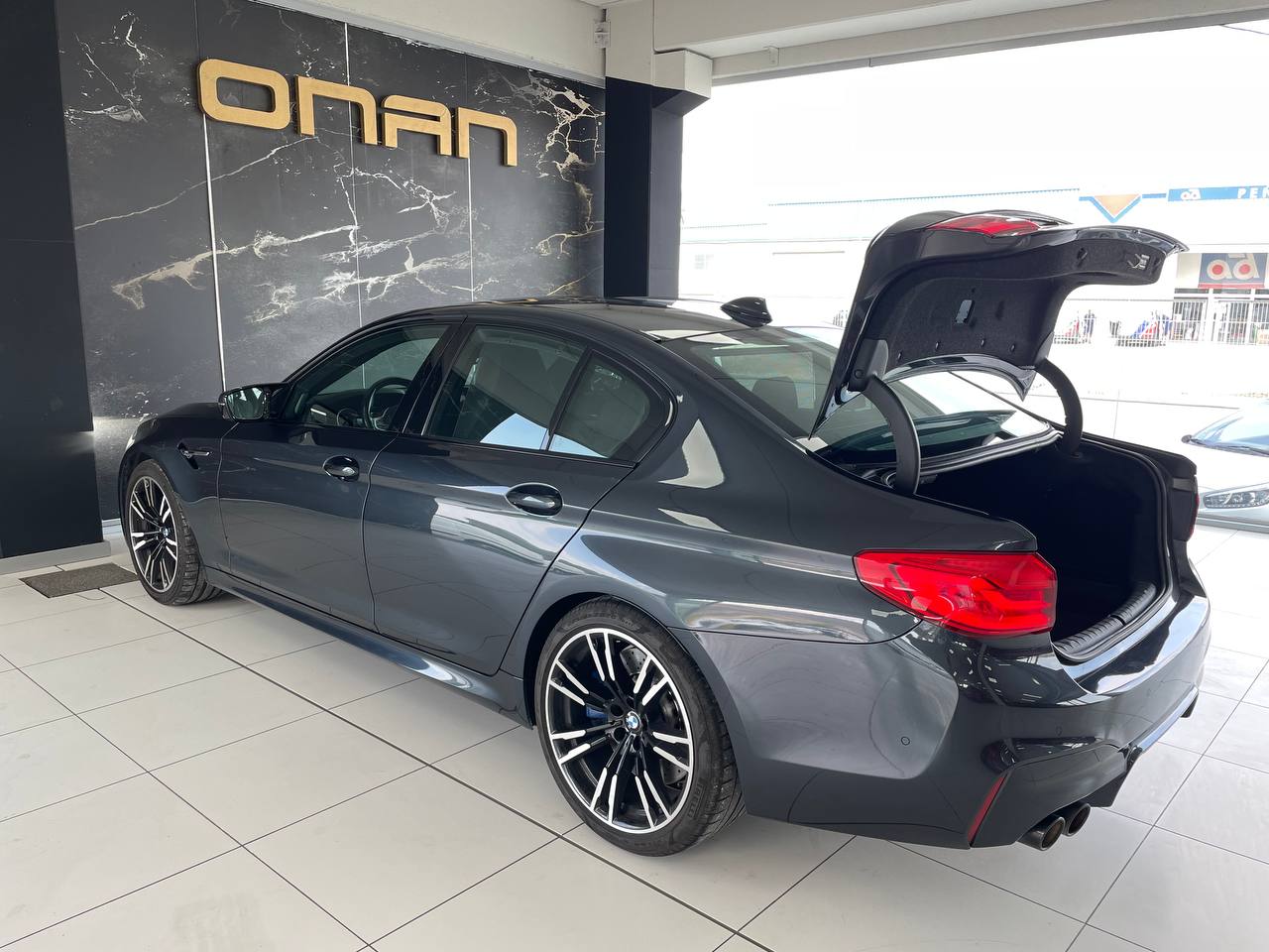 BMW M5, 4.4