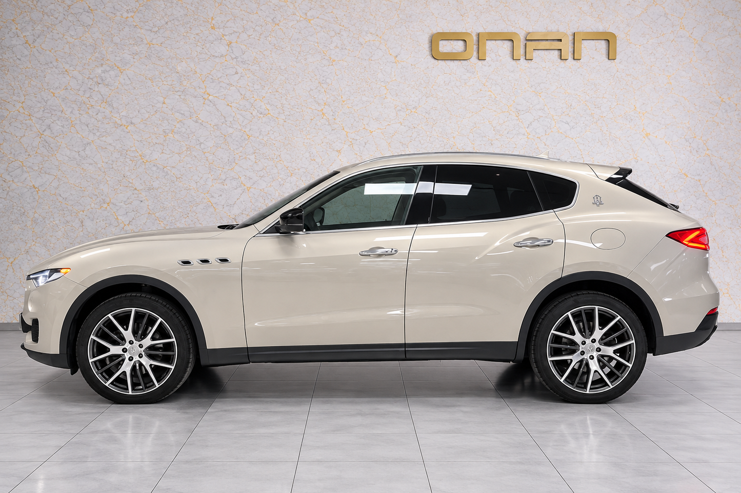 MASERATI LEVANTE 3.0